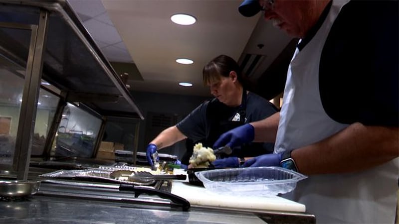Samaritan Medical Center cooks up 300 Thanksgiving meals
